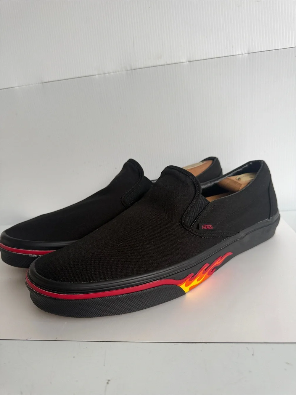 VANS FLAME WALL BLACK SLIP ONS SIZE 13 GREAT CONDITION LIMITED EDITION